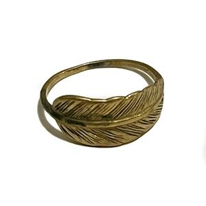 Verameat Brass Feather Ring Size 5